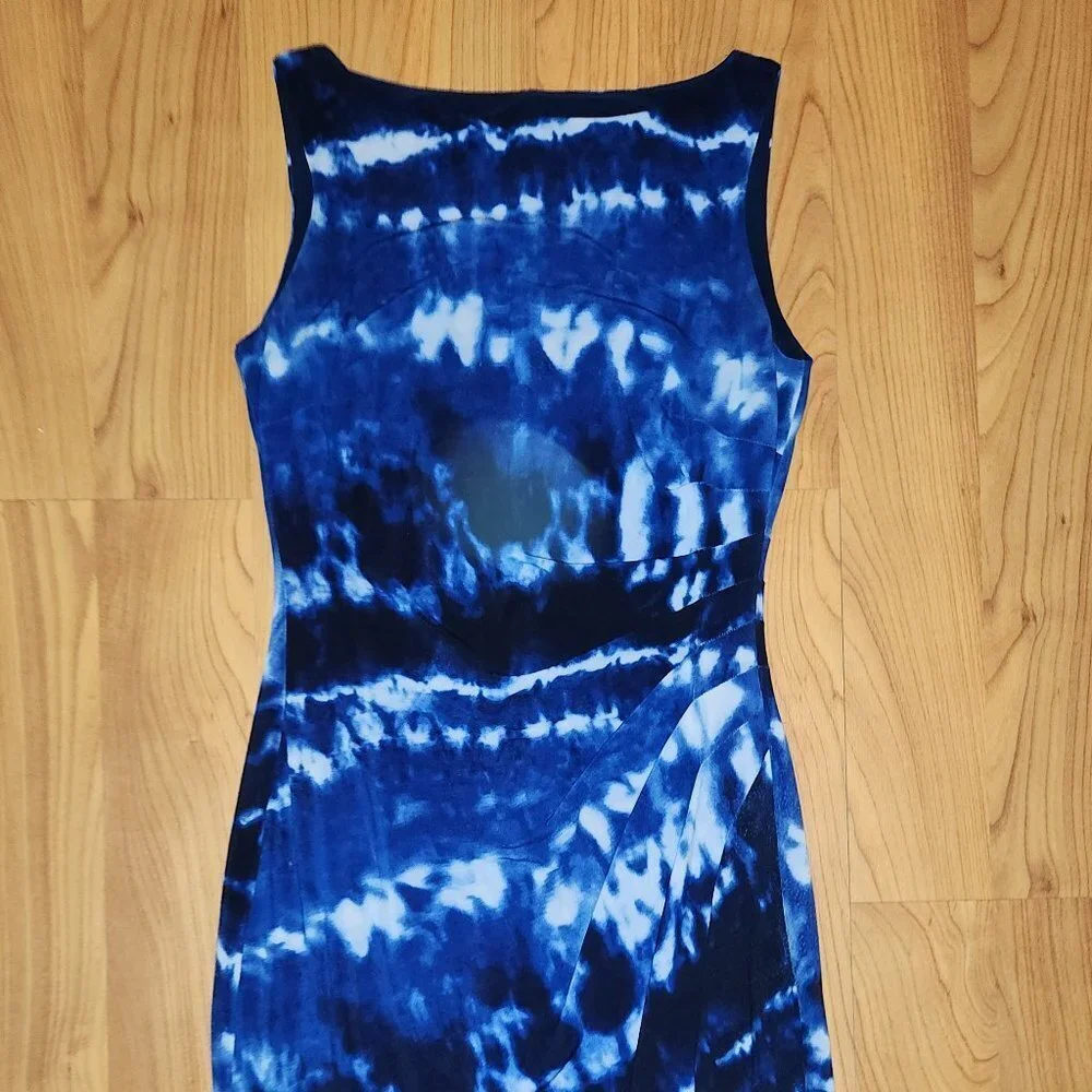 ANNE KLEIN DRESS SIZE 4 STRETCH SLIMMING BLUE AND WHITE SLEEVELESS TIEDYE || EUC - Picture 2 of 11